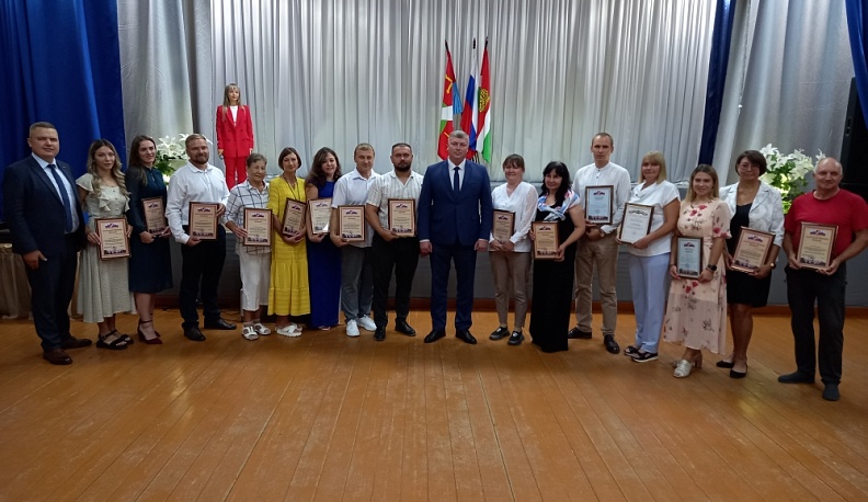 В Дзержинском районе состоялось торжественное мероприятие ко Дню физкультурника