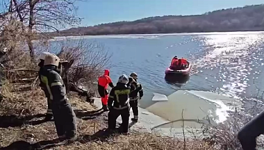 Владислав Шапша поздравил калужан с Днем спасателя