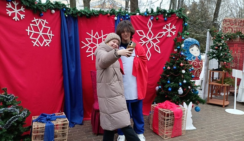 В Калуге открылся творческий проект «Деды Морозы России»