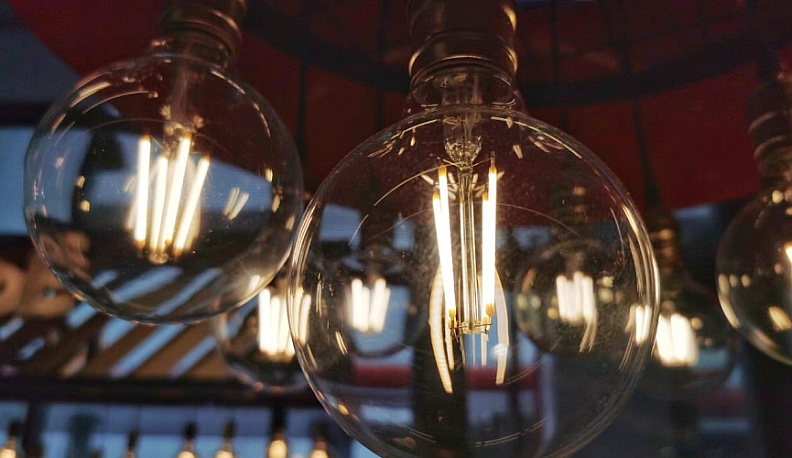 В Калужской области ведётся работа по восстановлению электроснабжения после сильного ветра