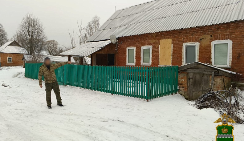 Житель Юхновского района обнес две дачи