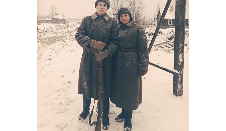 Светлана со старшим сыном на съемках фильма «Любовь Советского Союза».