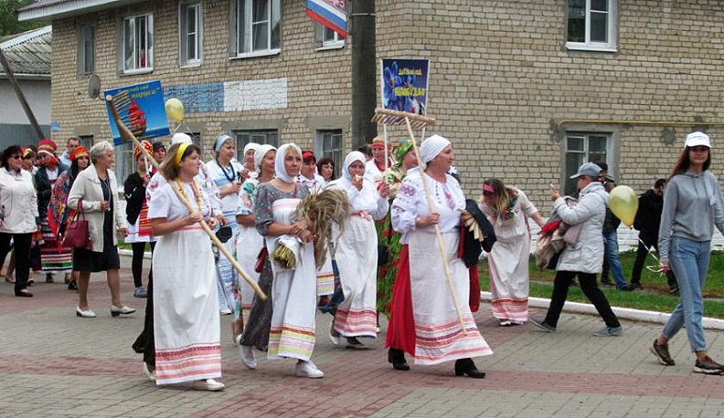 Вот и стали мы на год взрослей