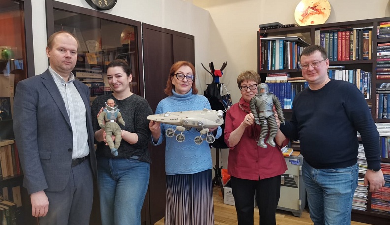 Калужский Музей космонавтики пополнился экспонатами со съемок фильмов Владимира Клушанцева