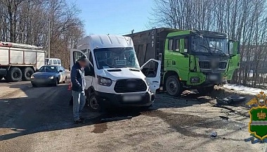 Семь человек пострадали в результате ДТП в Дзержинском округе