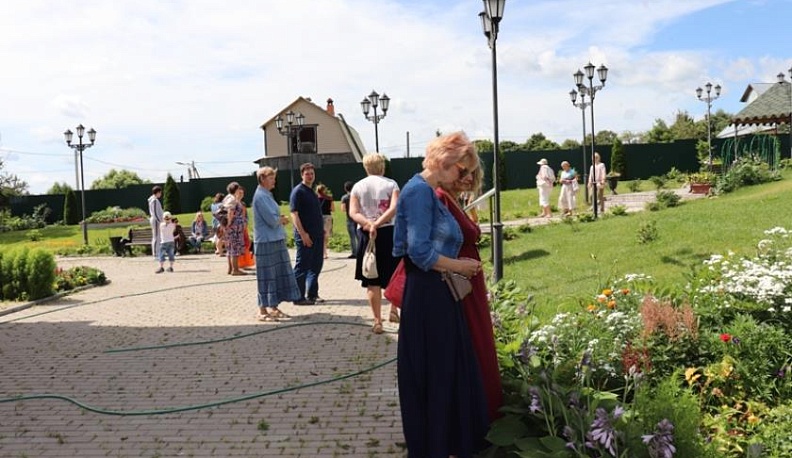 «Три царицы»