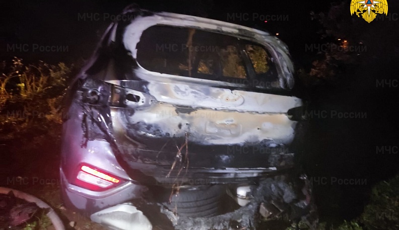 В Калужской области ночью сгорел автомобиль