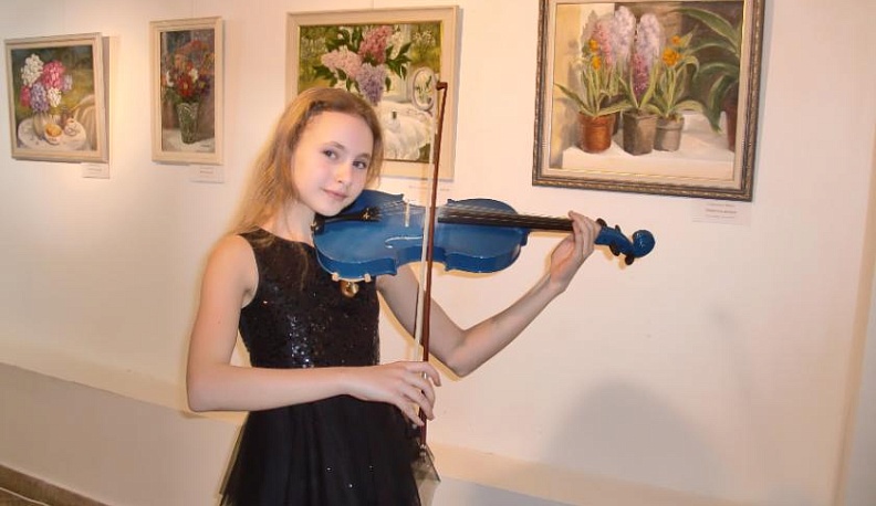 В Доме музыки в Калуге выступили юные скрипачи