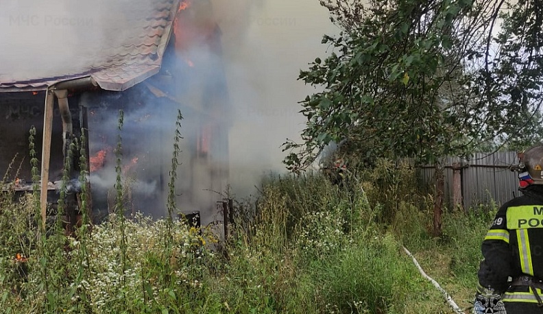В деревне Жуковского района произошел пожар