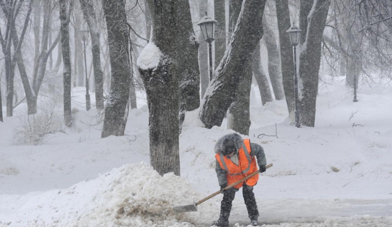 Калужан ожидает гололед но за борьбой с ним они смогут следить в интернете