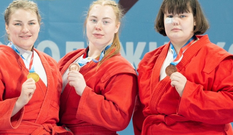 Бронзу на международном турнире по самбо завоевала калужанка