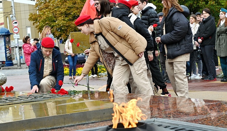 Калужане провели митинг в поддержку СВО