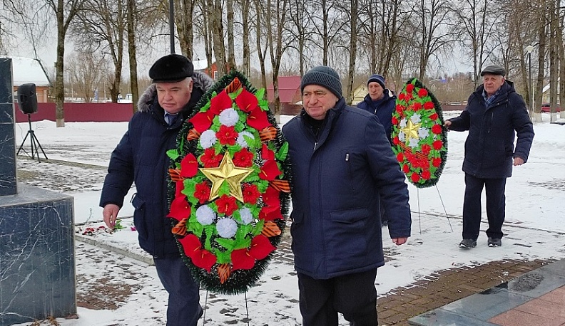 В Износковском районе прошли торжества, посвященные Дню защитника Отечества