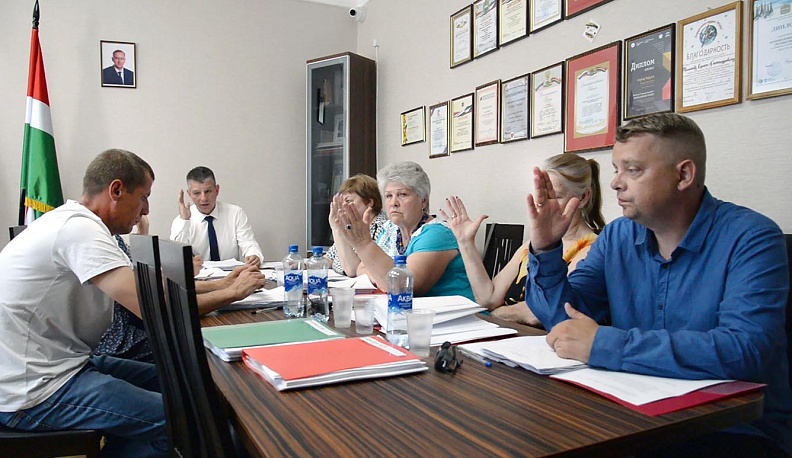 Сообразили  на троих