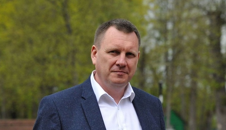 Геннадий Новосельцев поздравил жителей региона с 80-летием Великой Победы