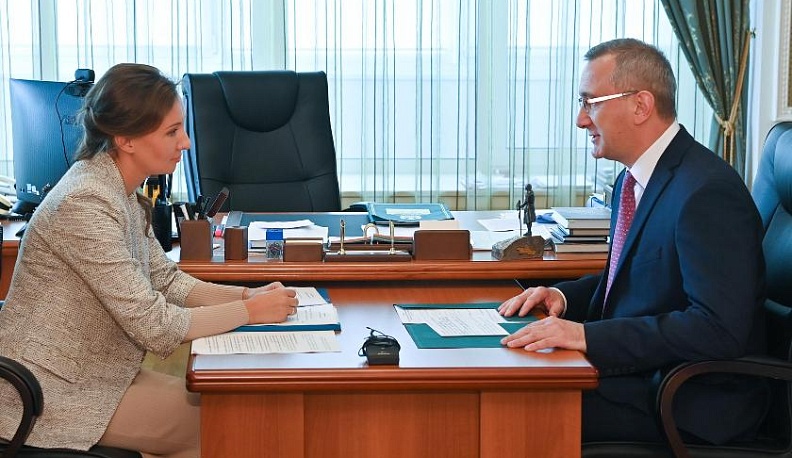 Уполномоченный при Президенте РФ по правам ребенка Анна Кузнецова положительно оценила опыт Калужской области в укреплении института семьи