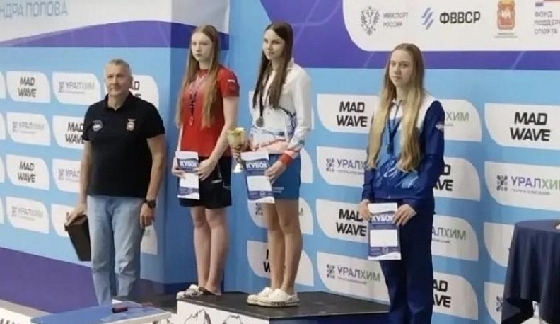 Полный комплект медалей завоевали калужанки на Всероссийском турнире по плаванию
