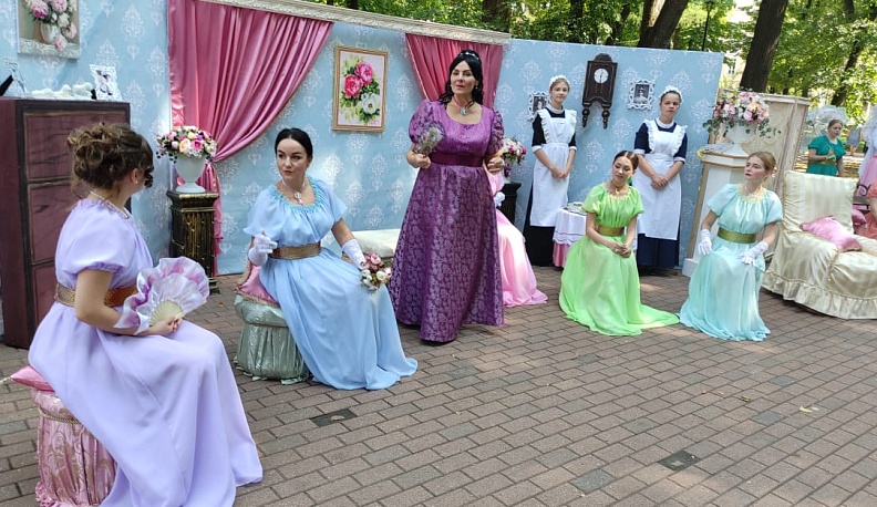 Реконструкторы перенесли Калугу в XIX век