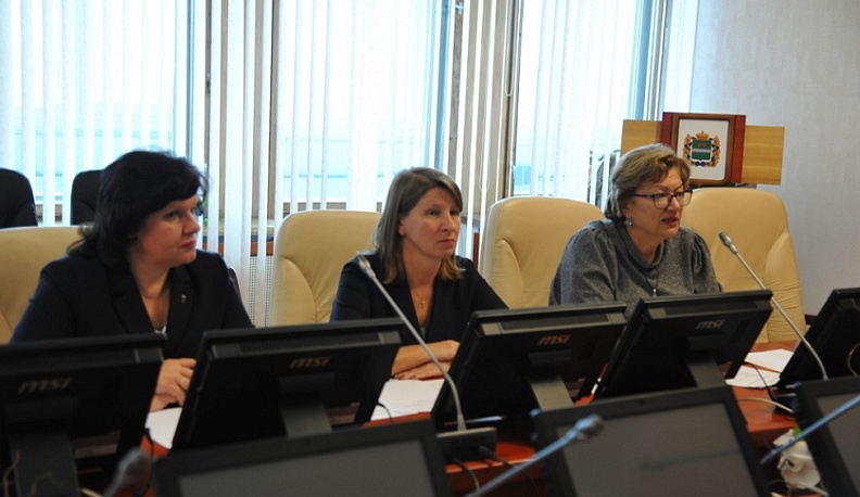 Калужская комиссия по здравоохранению обсудила основные направления работы