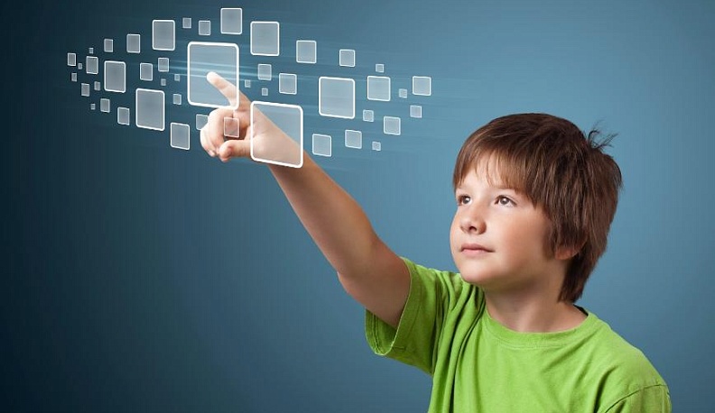 Владислав Шапша поставил задачу сделать область лидером по цифровому образованию