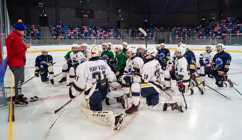 Калужане готовы к старту в Юношеской хоккейной лиге