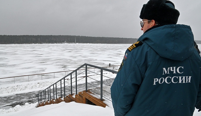 Спасатели предупреждают о сложной ледовой обстановке на водоёмах Калужской области