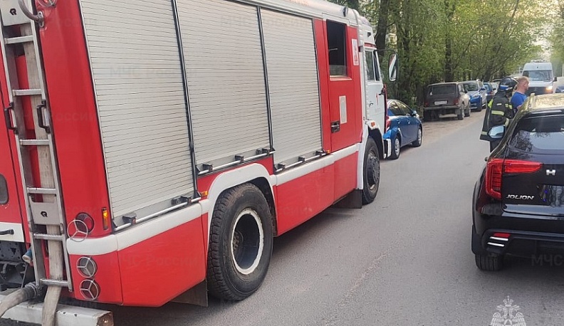 В Калуге столкнулись самокат и китайское авто