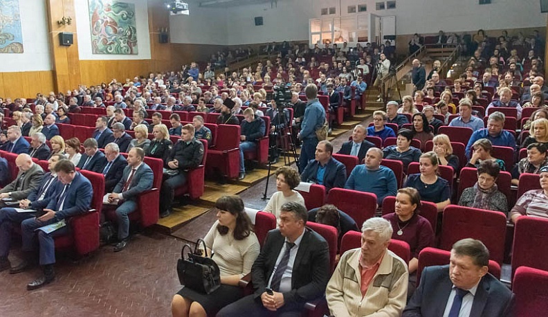 Владислав Шапша: «Характер у жителей Жукова твердый, чтобы вместе идти вперёд, делая жизнь района лучше»
