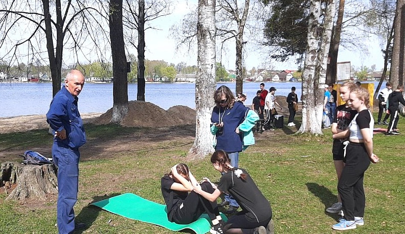 Кировские юнармейцы и кадеты приняли участие в игре «Зарница»