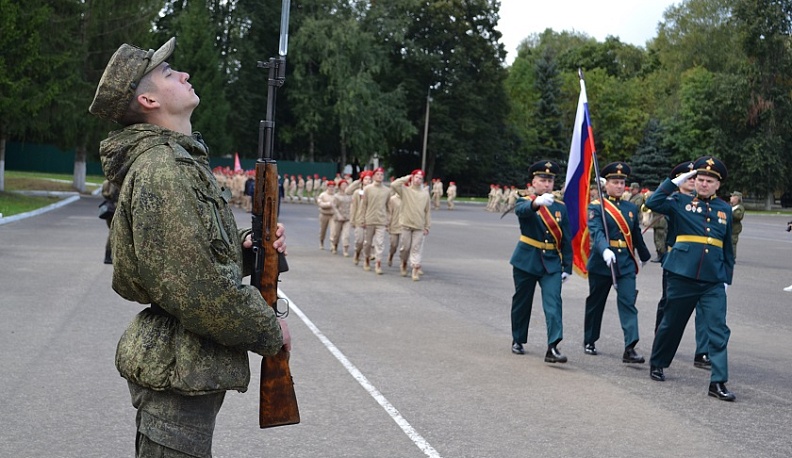 В Козельске открылся пятый военно-патриотический полевой лагерь для юнармейцев области