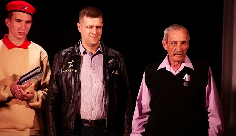 В Людинове прошел первый межрегиональный волонтерский форум "Вместе мы- сила"