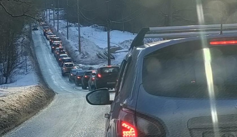 Из-за введения реверсивного движения в Обнинске образовались огромные пробки 