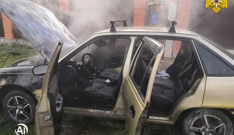 За ночь в Калужской области сгорело два автомобиля