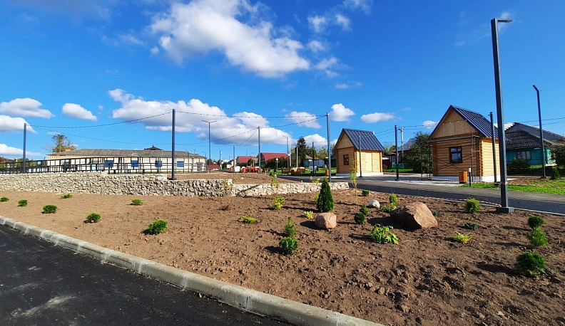 В Сухиничах близятся к завершению работы по реновации базарной площади