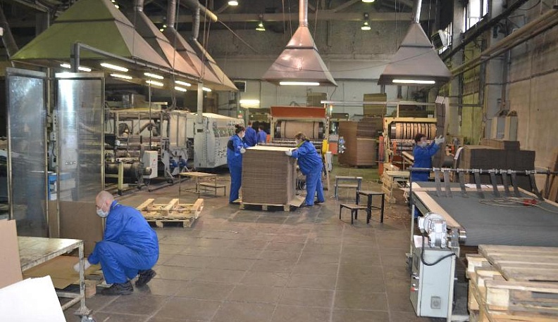 Война войной, а обед по расписанию