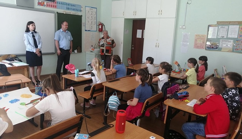 Дети Жуковского района весело и с пользой проводят время в школьных лагерях