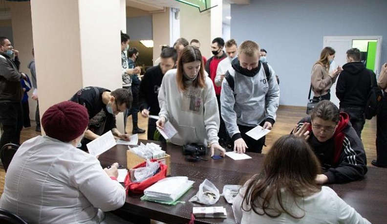 Калужане сдали 50 литров крови в пятничной донорской акции 