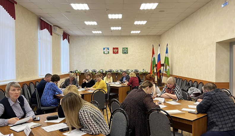 В Ферзиковском районе прошёл «Антикоррупционный диалог»  