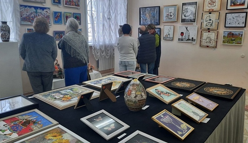 В Тарусе открылась выставка «Родные берега»