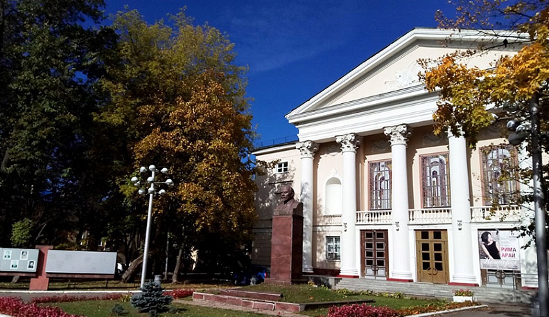 Обнинский ДК ФЭИ готовится к Дню России