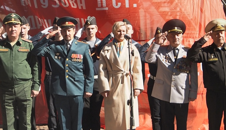 В Обнинске на самую высокую метеомачту Европы подняли Знамя Победы