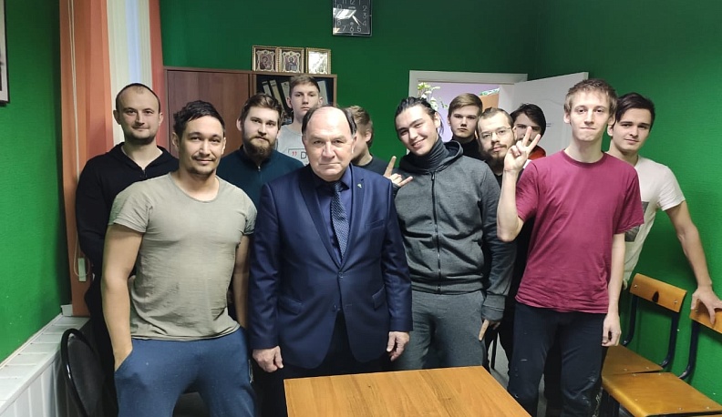 Калужский омбудсмен встретился с задержанными на акции протеста калужанами