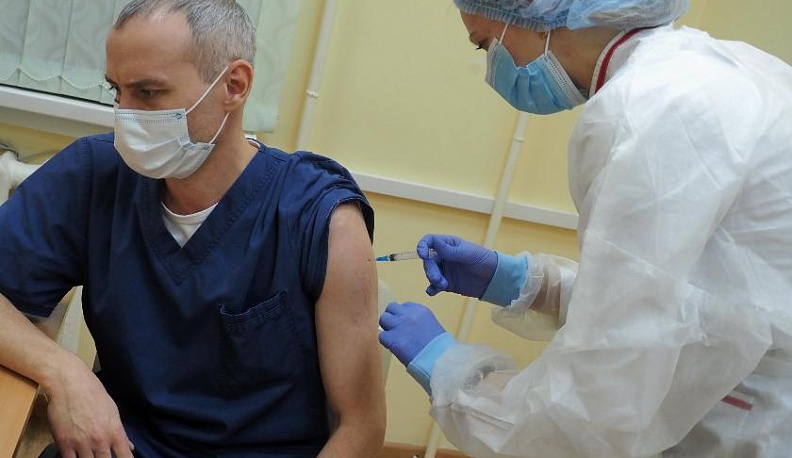 В Калуге 11 пунктов вакцинации от ковида работают ежедневно по 12 часов