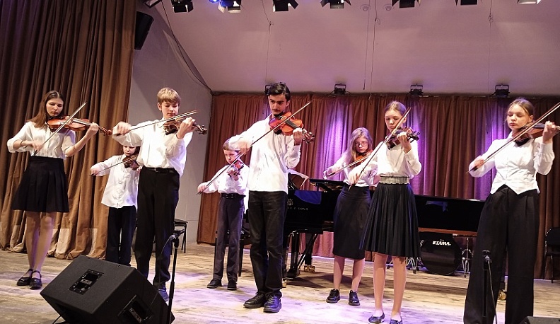 В Калуге проходит фестиваль-конкурс ансамблевой музыки «Созвучие»