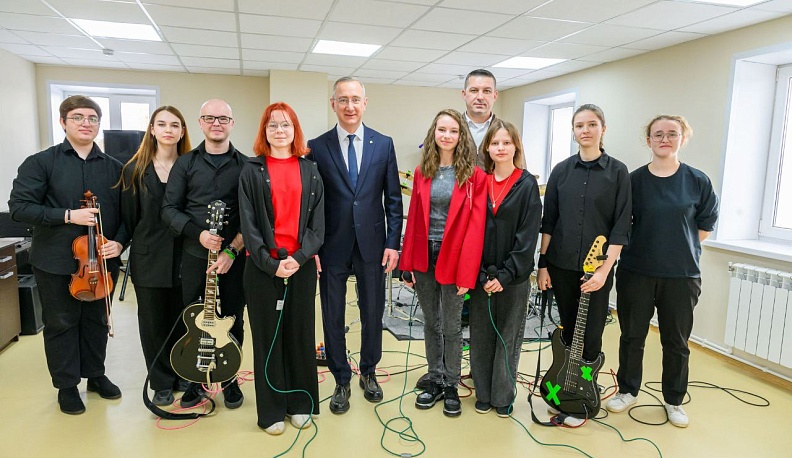 Владислав Шапша посетил в Малоярославце детскую школу искусств и районную больницу