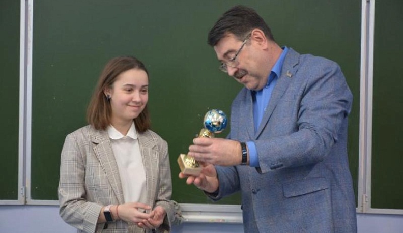 Лучшей юной журналисткой в Калужской области стала Александра Колесникова из Боровска