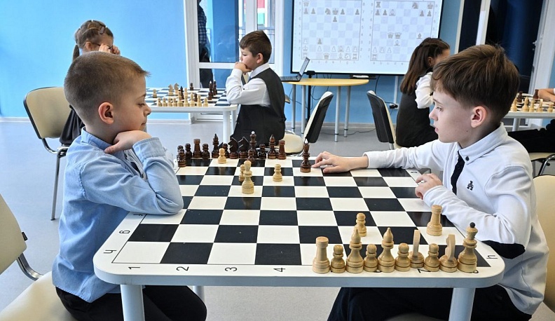 Владислав Шапша посетил центр дополнительного образования «Галактика» в Калуге