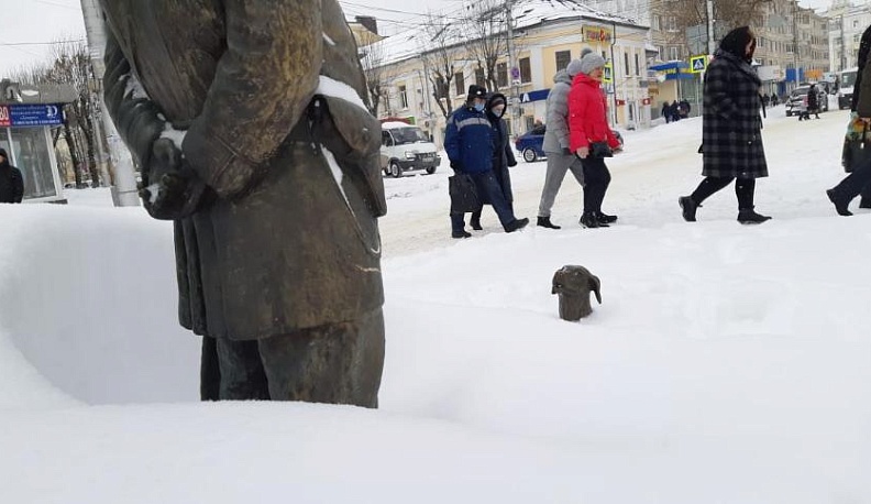 В Калуге промышленные предприятия выделят городу дополнительную технику для уборки снега