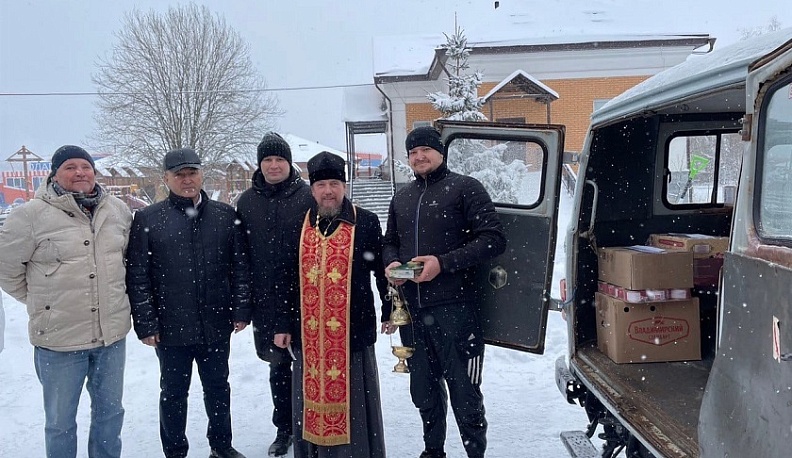 В Жуковском районе купили автомобиль и отправили его в зону СВО