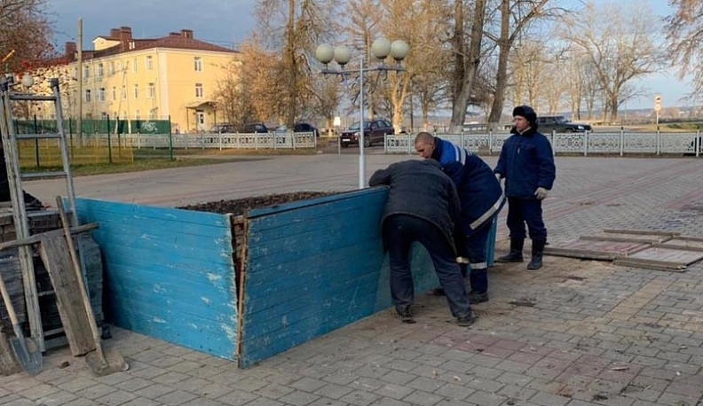 В Людинове готовят площадку для установки памятника комсомольцам-подпольщикам